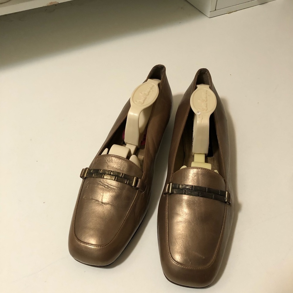 Stuart Weitzman original beautiful shoes new